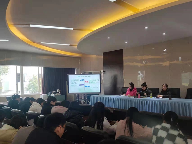 繼光實驗學(xué)校召開正、副主任工作會議.jpg