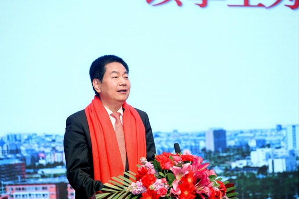 德陽外國(guó)語學(xué)校理事長(zhǎng)蘇華.jpg